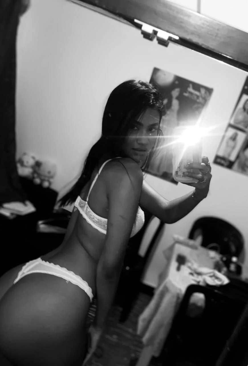 XXX Porn Photo of Nude DafneRoss 12