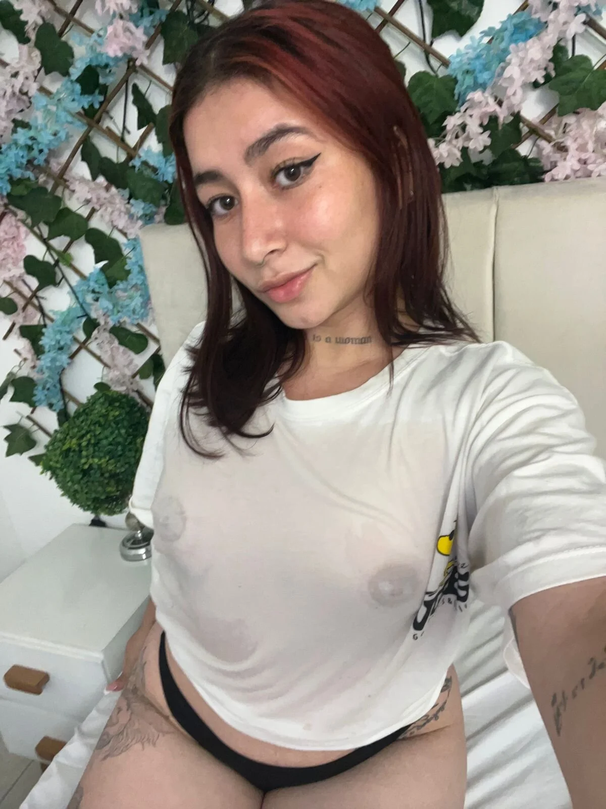 XXX Porn Photo of Nude charlottee27_ 12