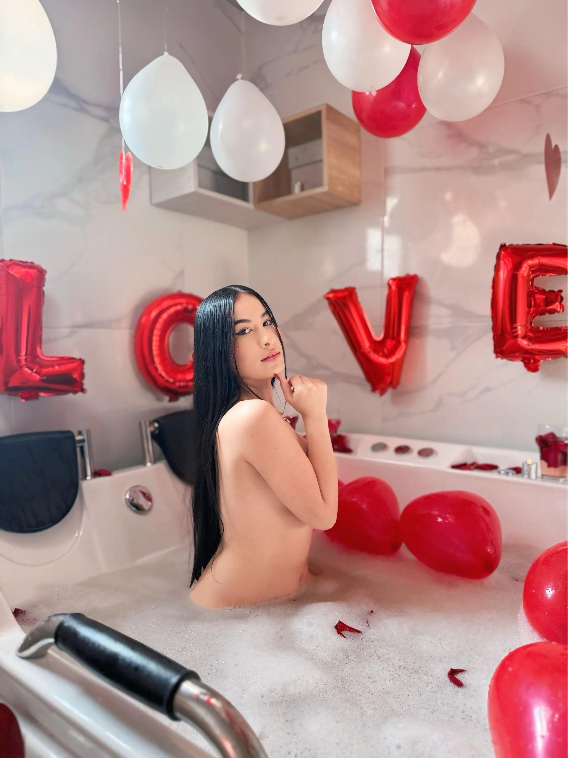 XXX Porn Photo of Nude Madeline_Dreams 35