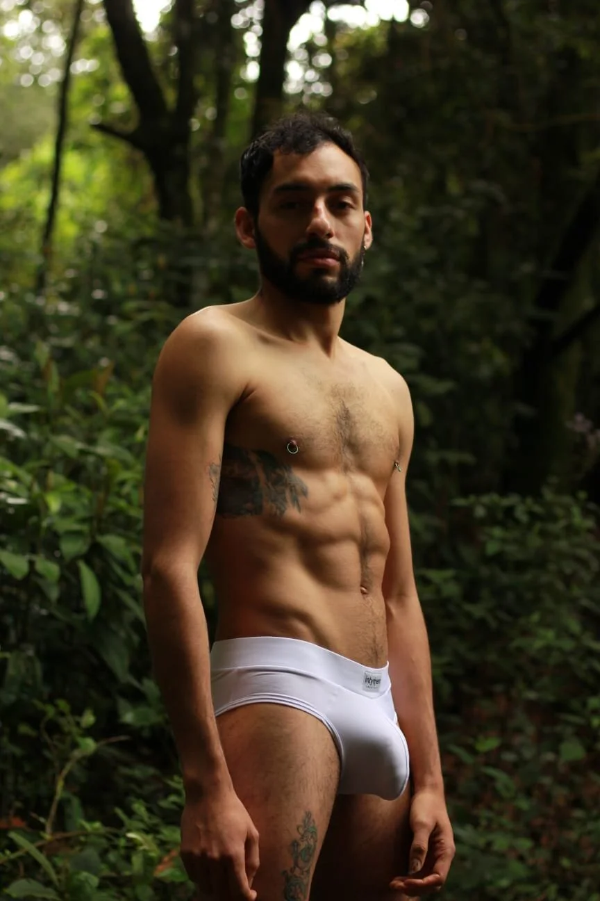 XXX Porn Photo of Nude guybigmaster 4