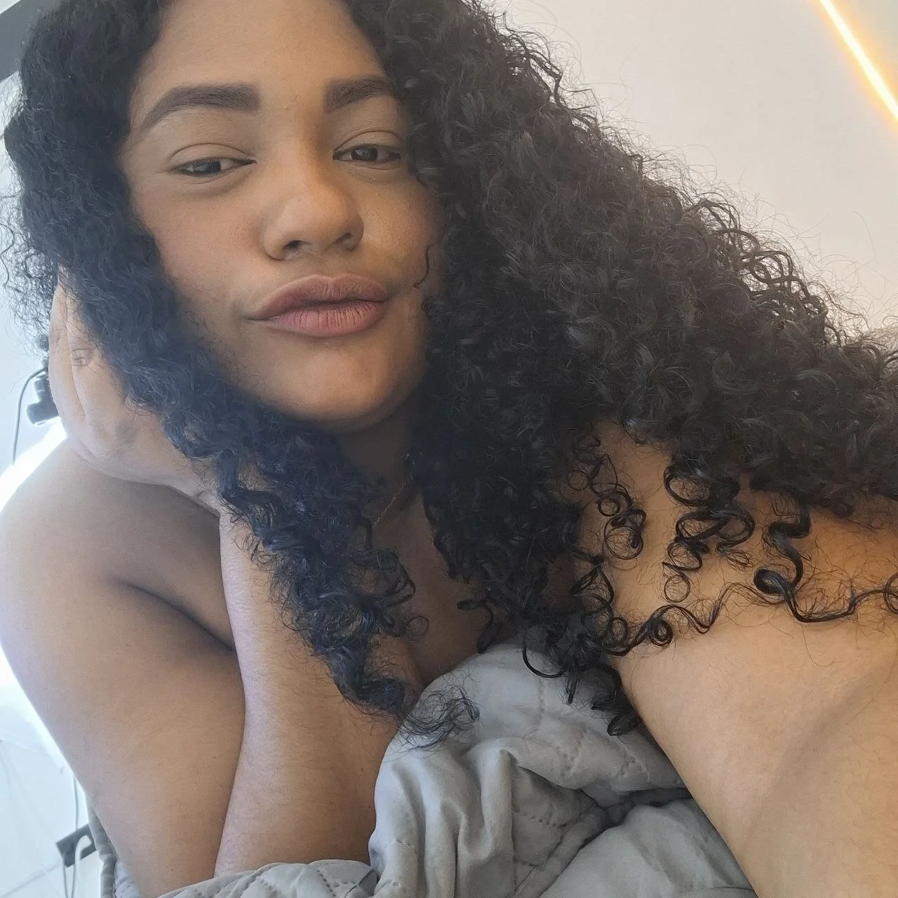 XXX Porn Photo of Nude Annie-Wolf 5