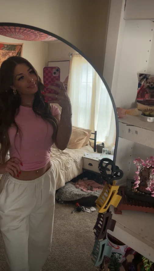 XXX Porn Photo of Nude iamveronicaa 1