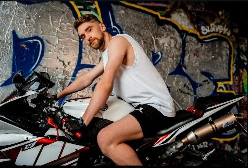 XXX Porn Photo of Nude Dexter_Raze 2