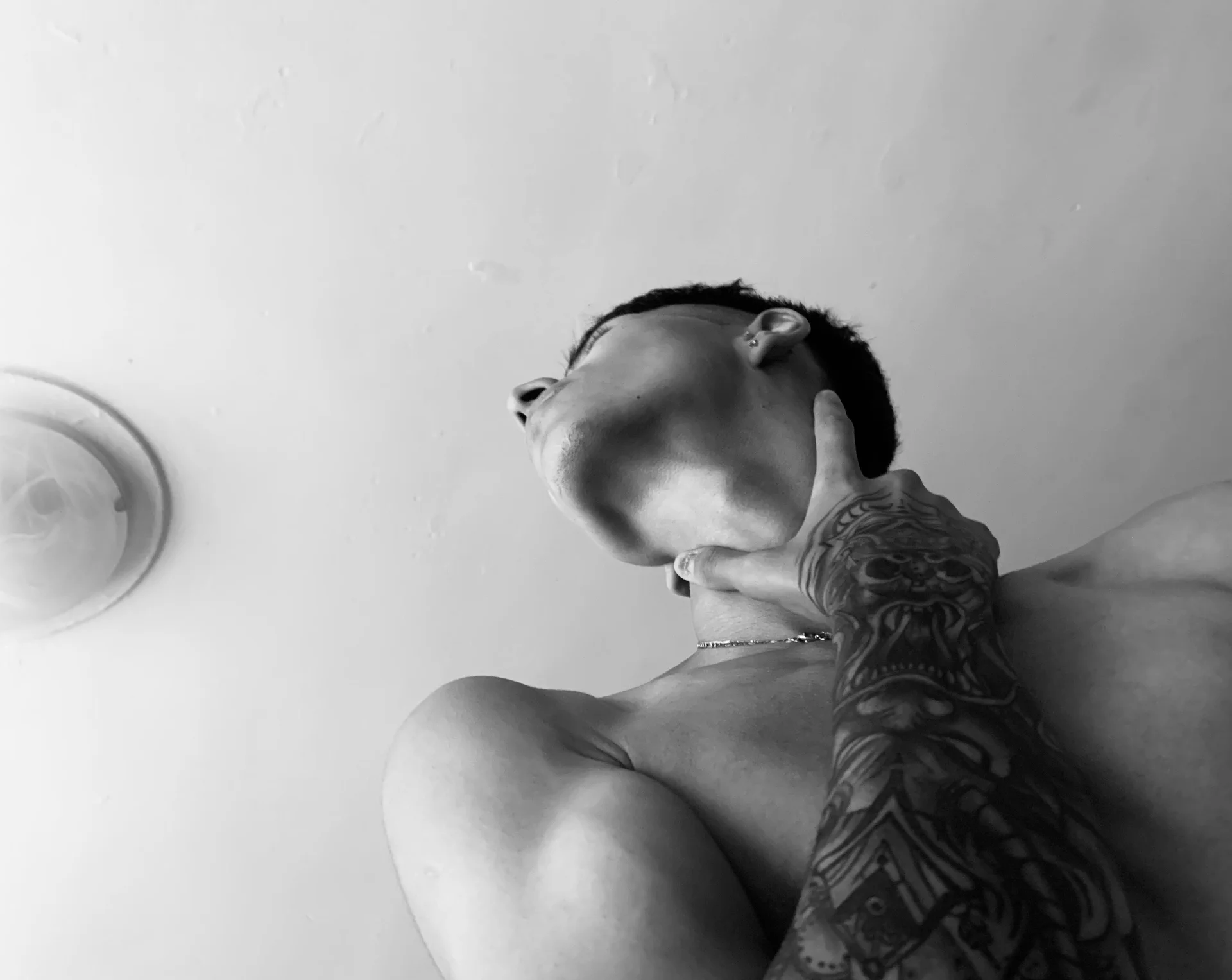 XXX Porn Photo of Nude glopetitooo 8