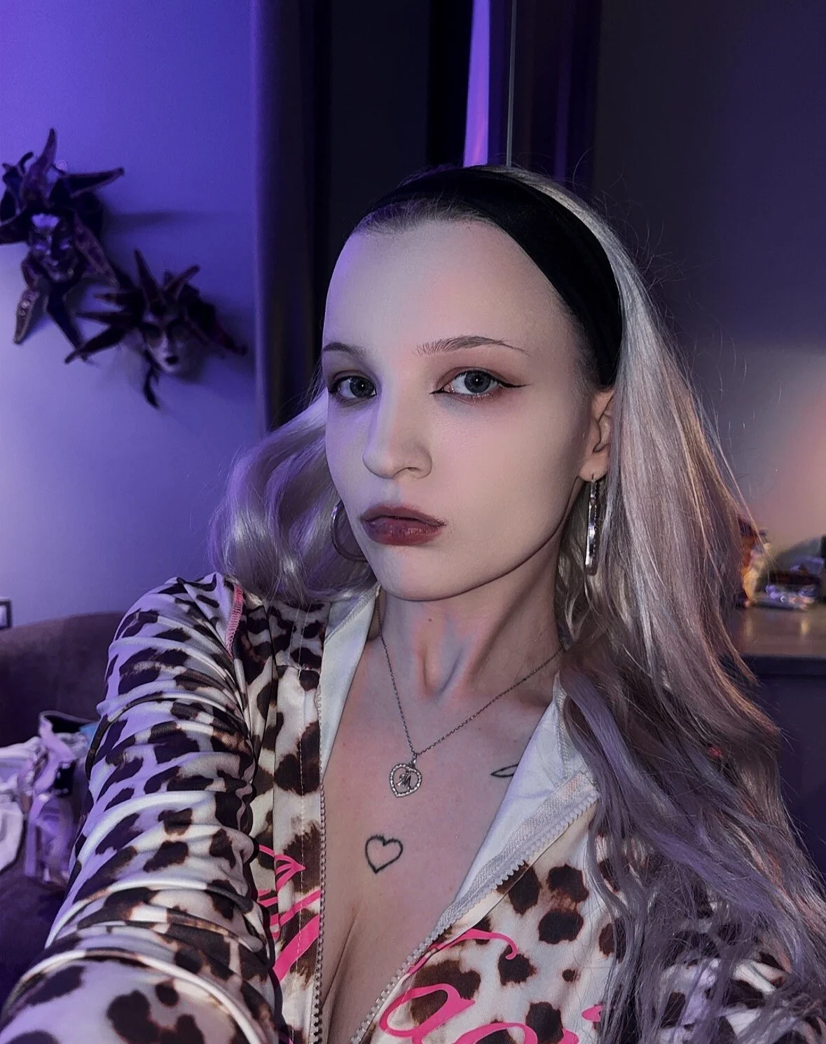 XXX Porn Photo of Nude linacherrytwin 10