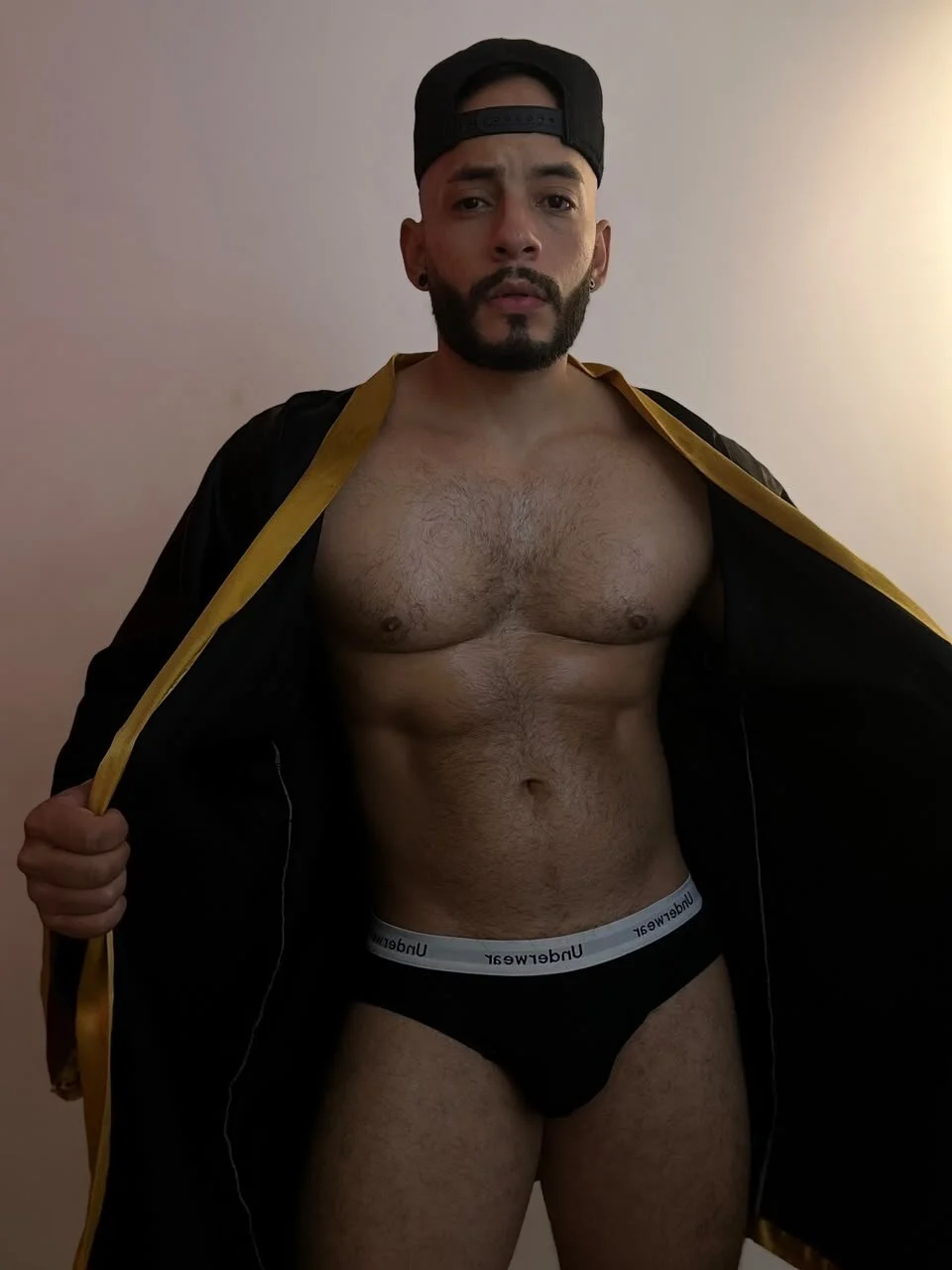XXX Porn Photo of Nude Mike_savage3 104