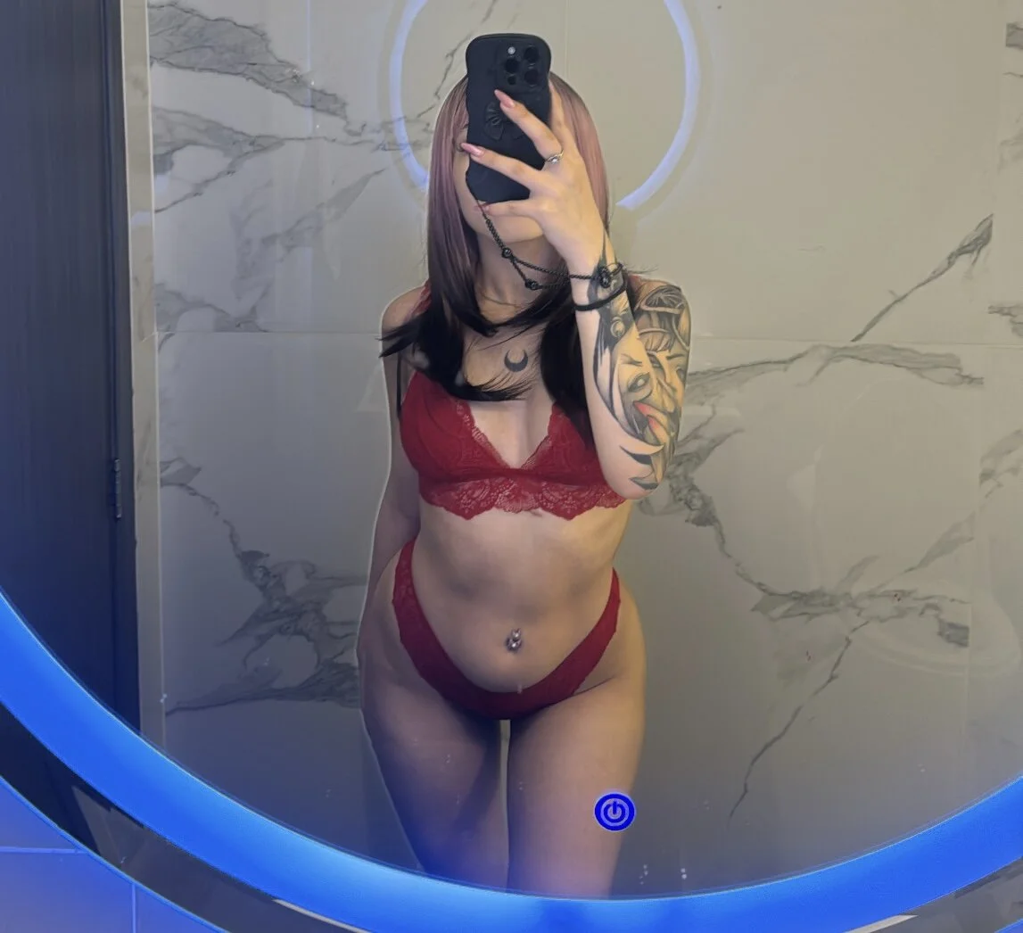 XXX Porn Photo of Nude cuteezoe 61