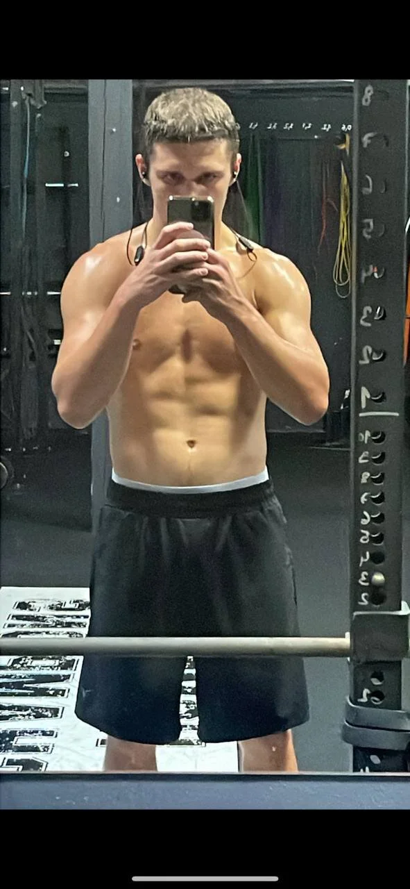 XXX Porn Photo of Nude emmanuel_shine 2