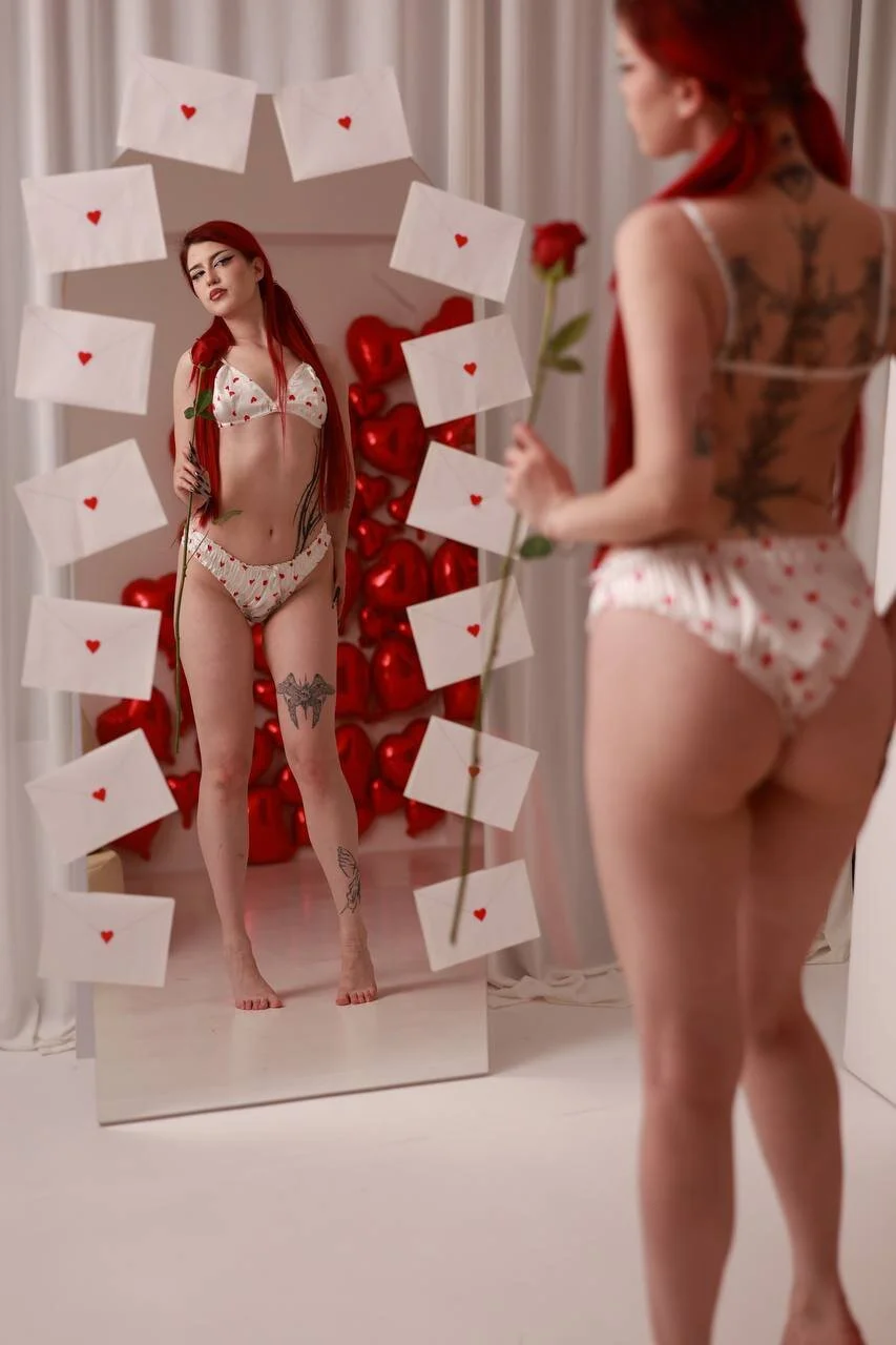 XXX Porn Photo of Nude MikasaWaifu 1