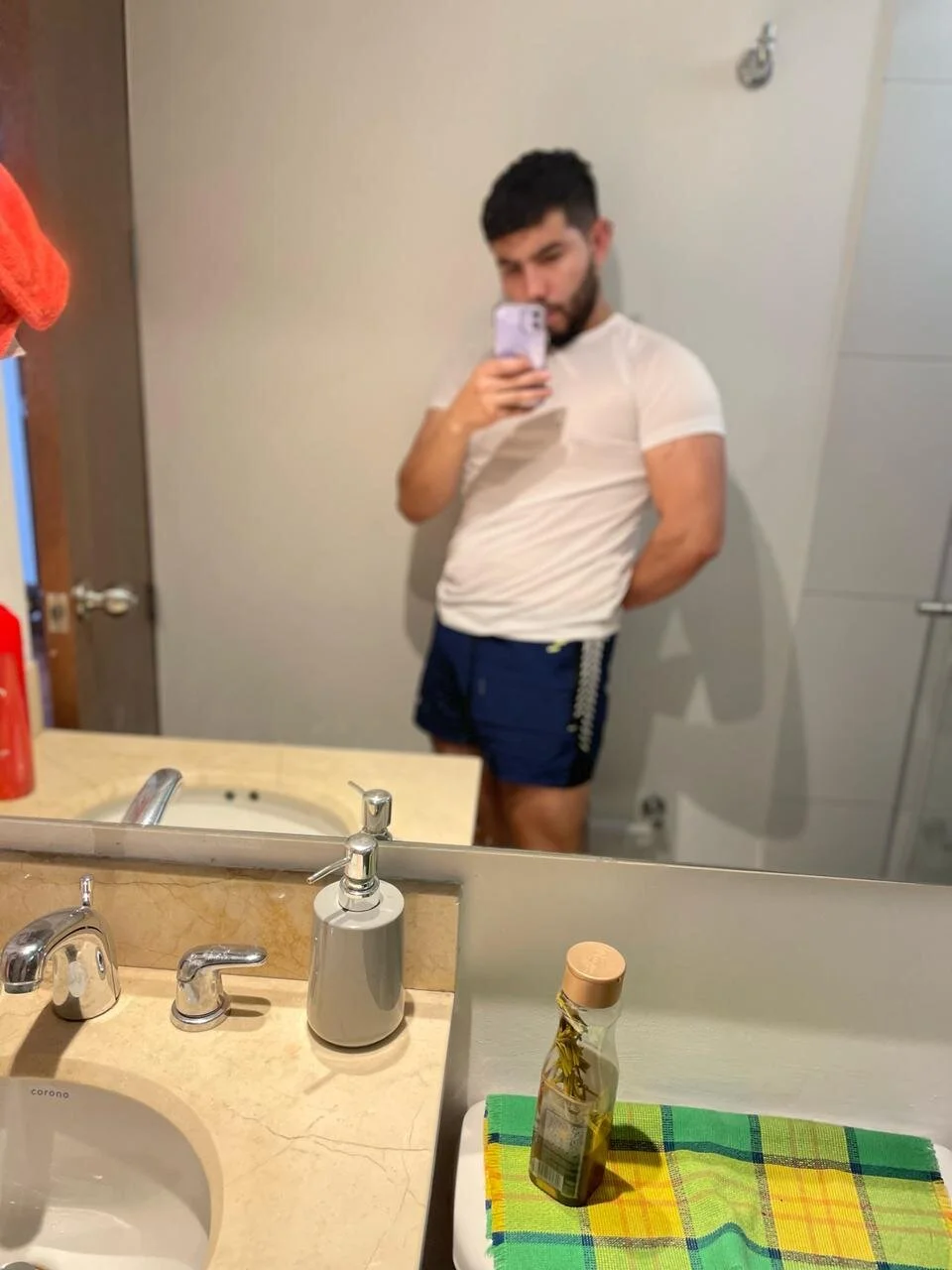 XXX Porn Photo of Nude Andrew_browm 3