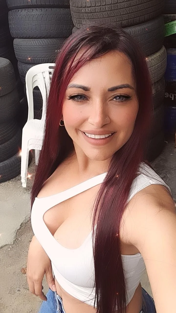 XXX Porn Photo of Nude IsiisLovei 2