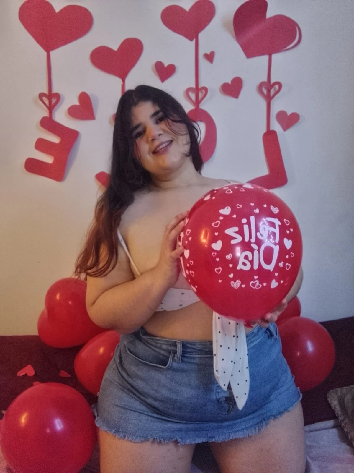 XXX Porn Photo of Nude Emilie_Jones 2