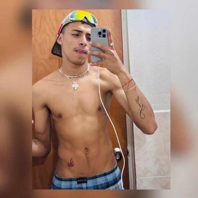 XXX Porn Photo of Nude twink_latino5 1