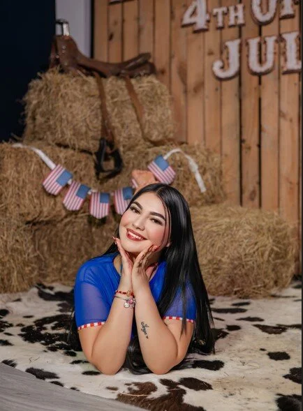XXX Porn Photo of Nude MiaaFarrel 103