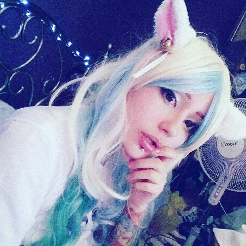 XXX Porn Photo of Nude Lolisuccub 200