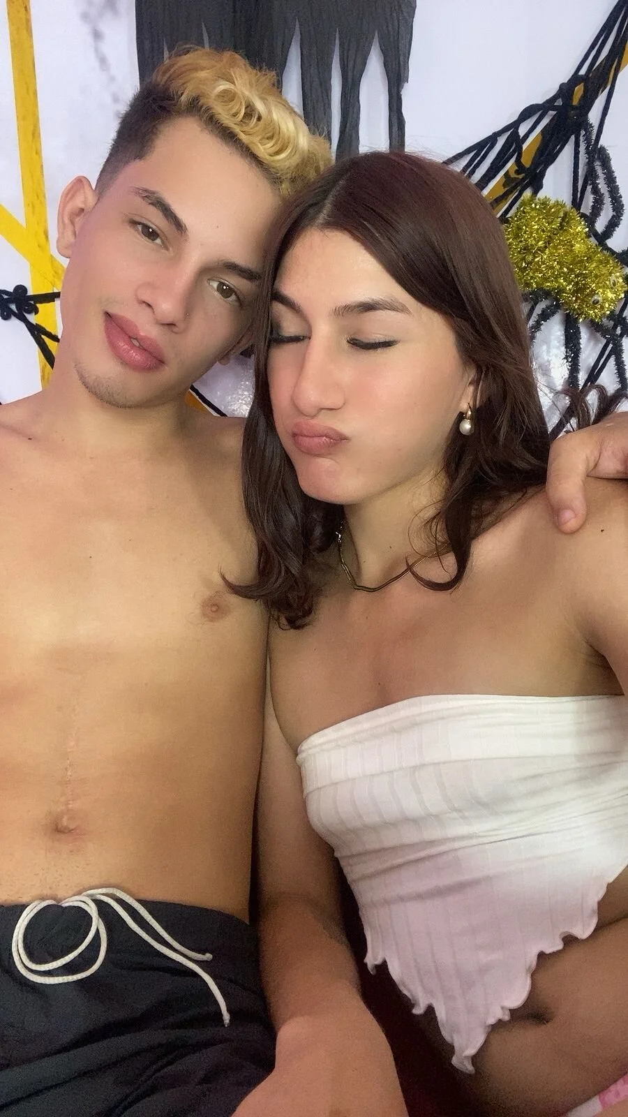 XXX Porn Photo of Nude Pride_couple 18