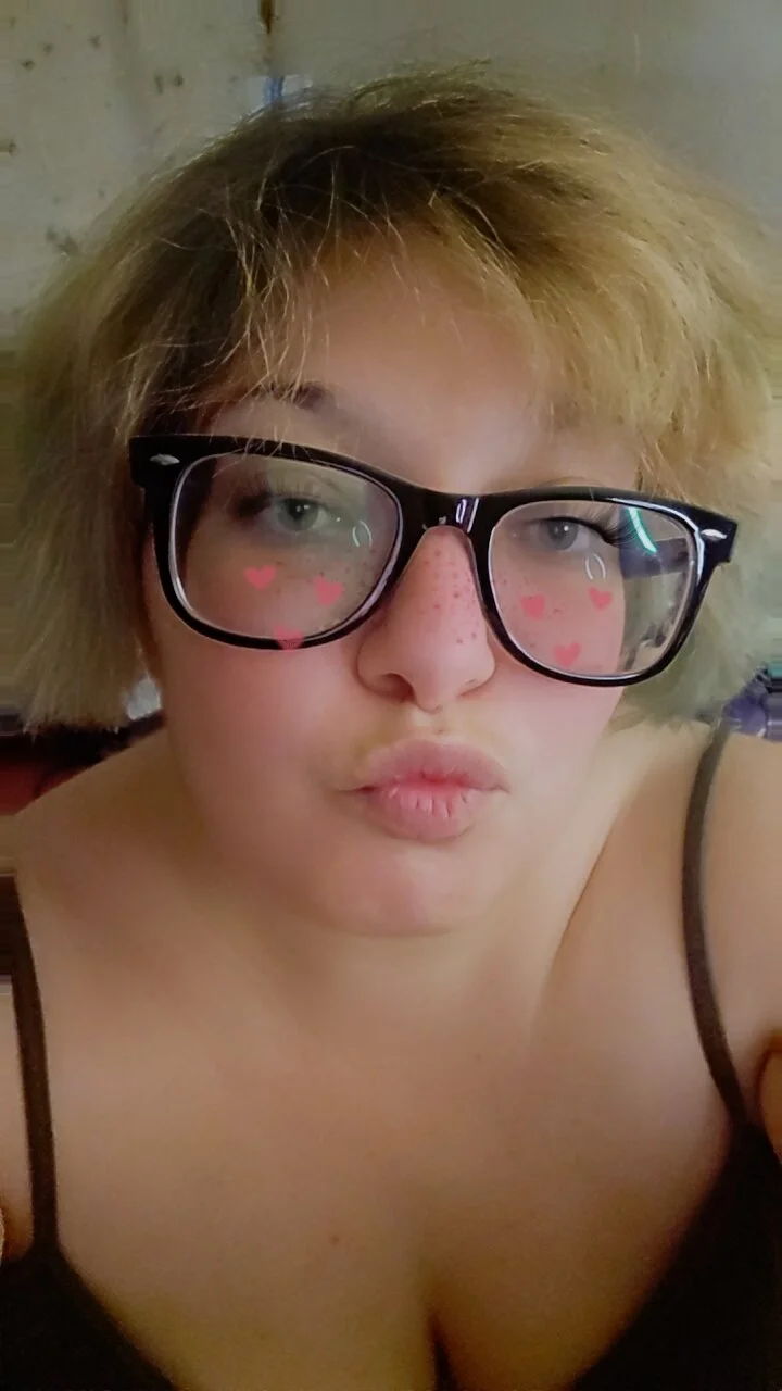 XXX Porn Photo of Nude TwitchyMama 1