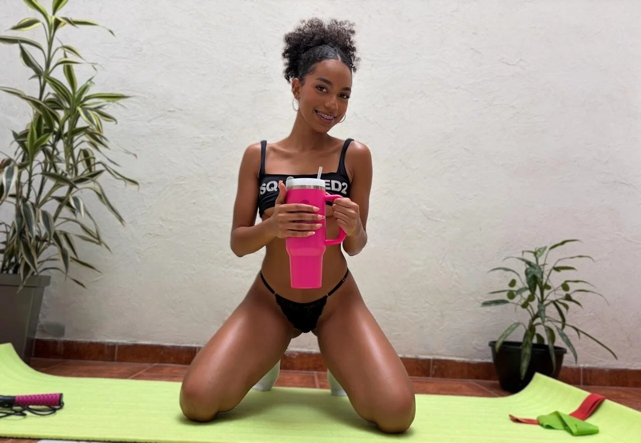 XXX Porn Photo of Nude aylacallowey 110