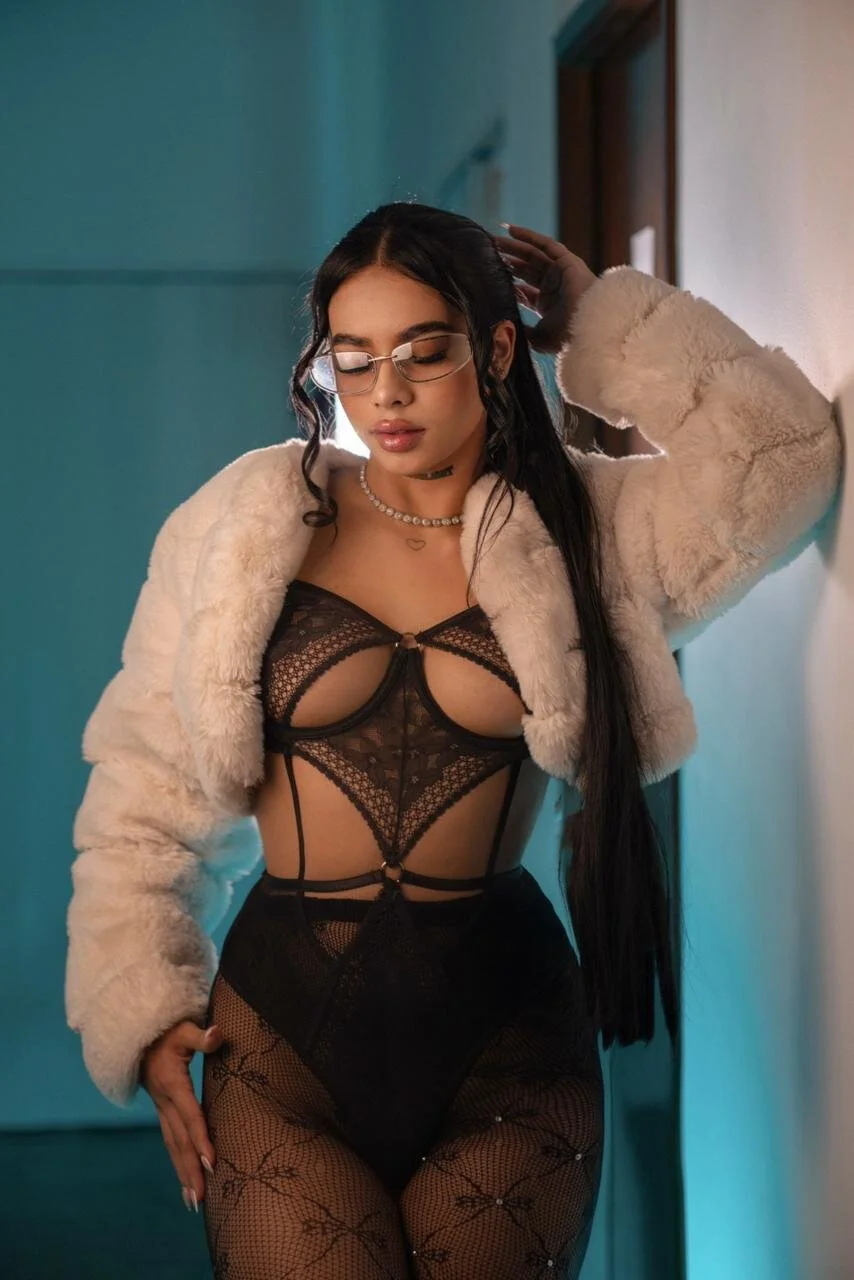 XXX Porn Photo of Nude Megaanrosee_ 4