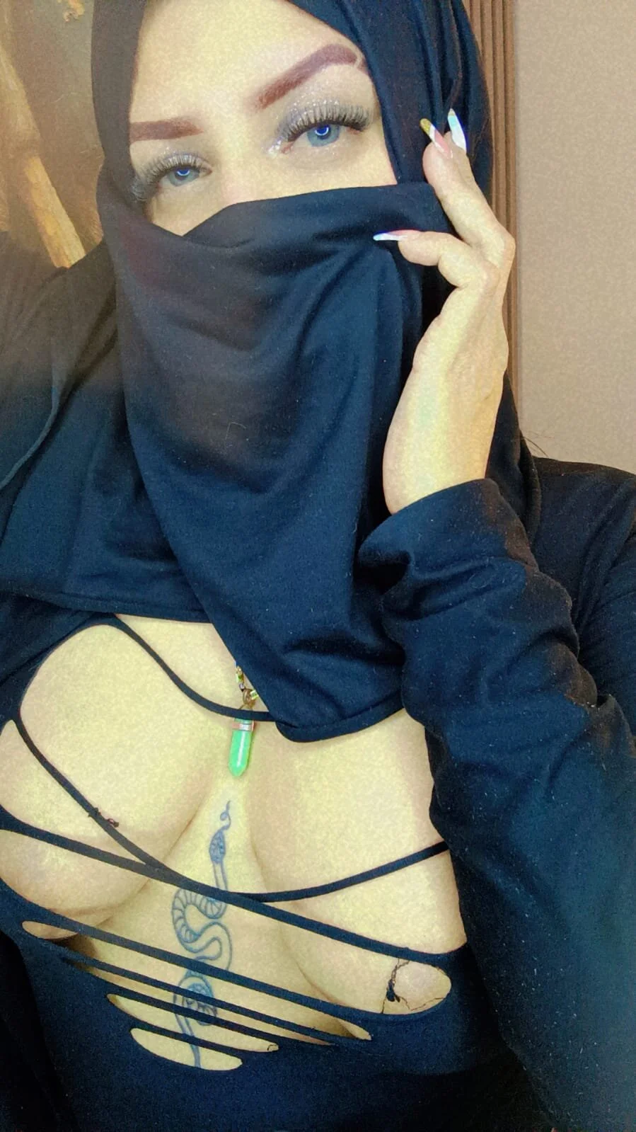 XXX Porn Photo of Nude zully_arab 56