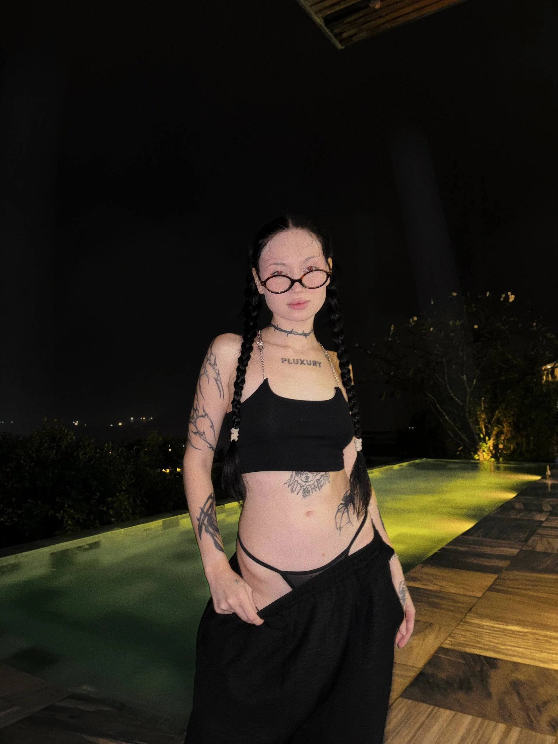 XXX Porn Photo of Nude gold_pluxury 25