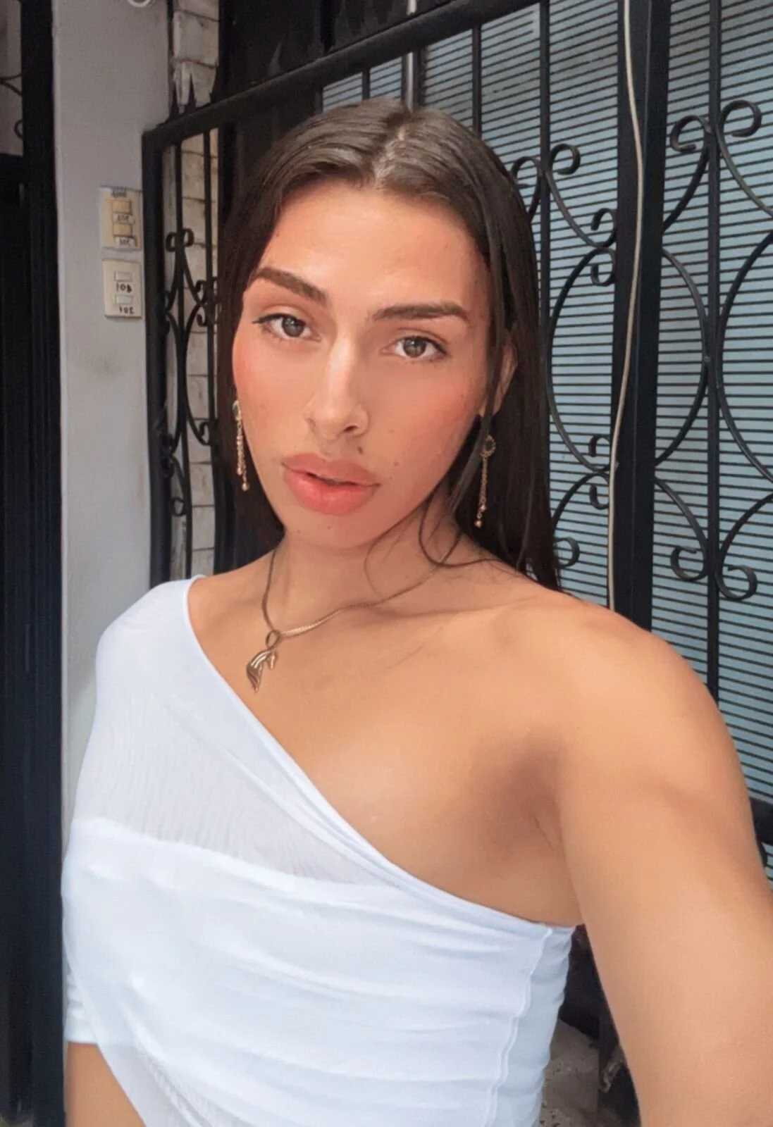 XXX Porn Photo of Nude Ely_Millan 10