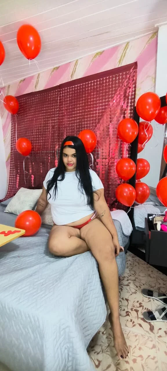 XXX Porn Photo of Nude Paulinehoney 8