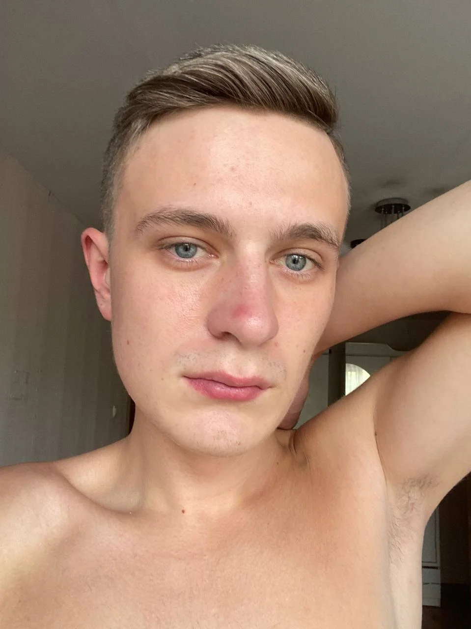 XXX Porn Photo of Nude Oliver_Fresh 1