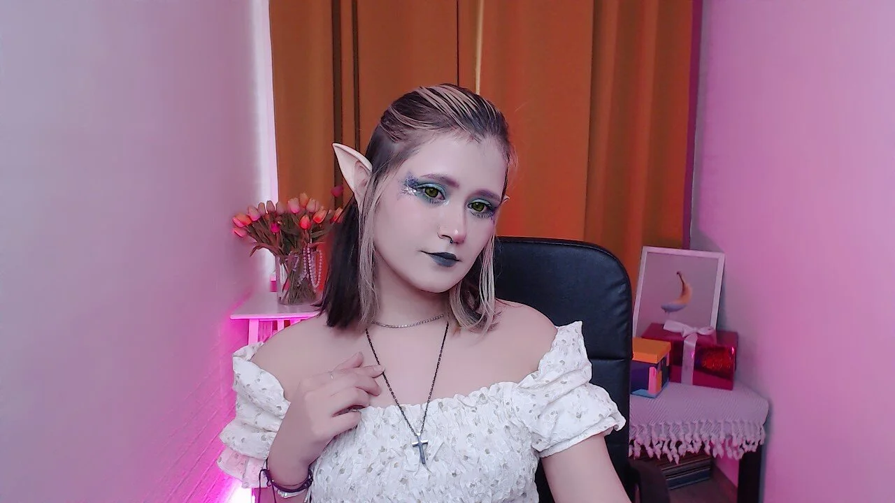 XXX Porn Photo of Nude Alexa_Lexi_ 1