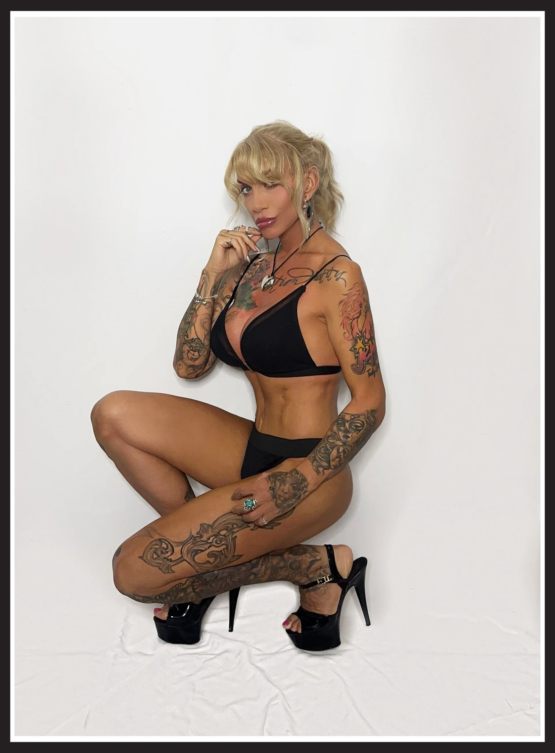 XXX Porn Photo of Nude shytrans_uk 4