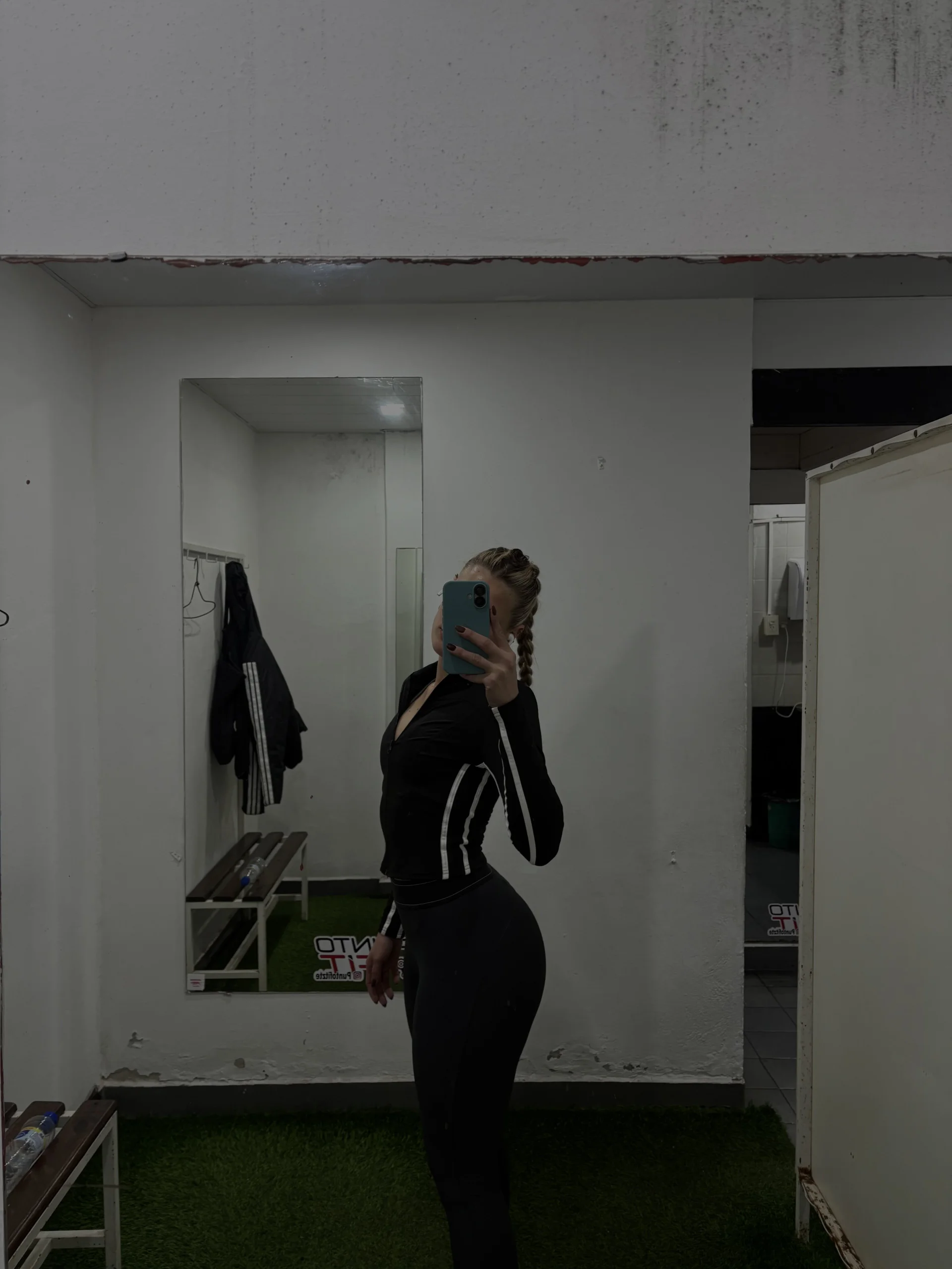 XXX Porn Photo of Nude pinkvelvettt 2