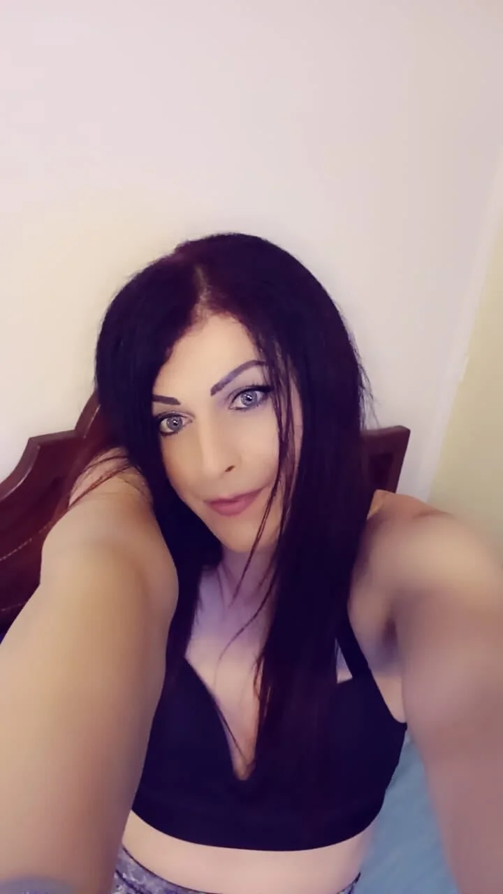 XXX Porn Photo of Nude ivonne__hott1 1