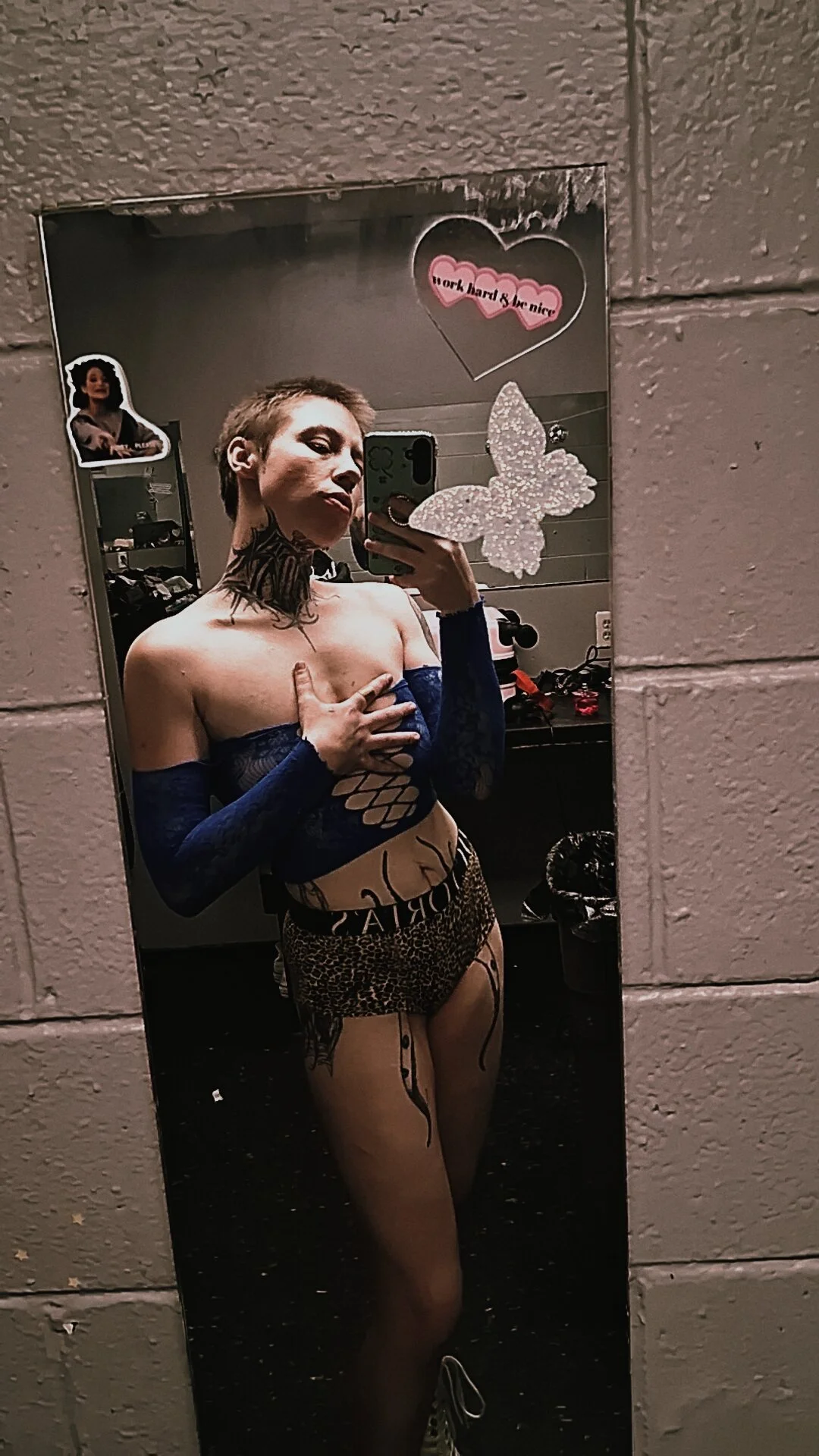 XXX Porn Photo of Nude rheasplayground 12