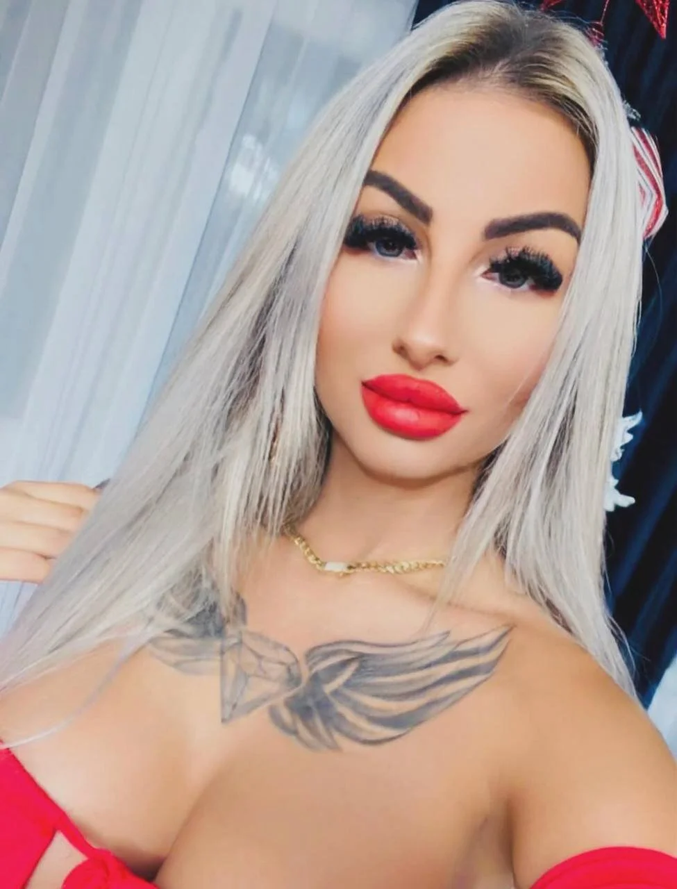 XXX Porn Photo of Nude CelineDyor 13