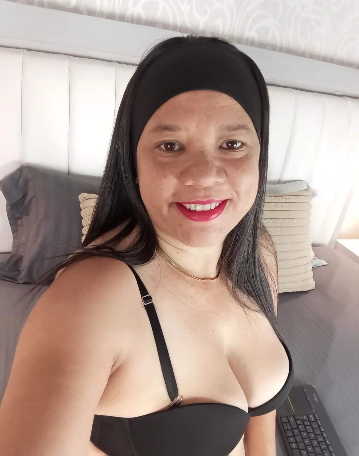 XXX Porn Photo of Nude Mia_milfy 6
