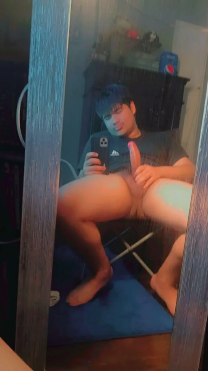 XXX Porn Photo of Nude derek0_17 7