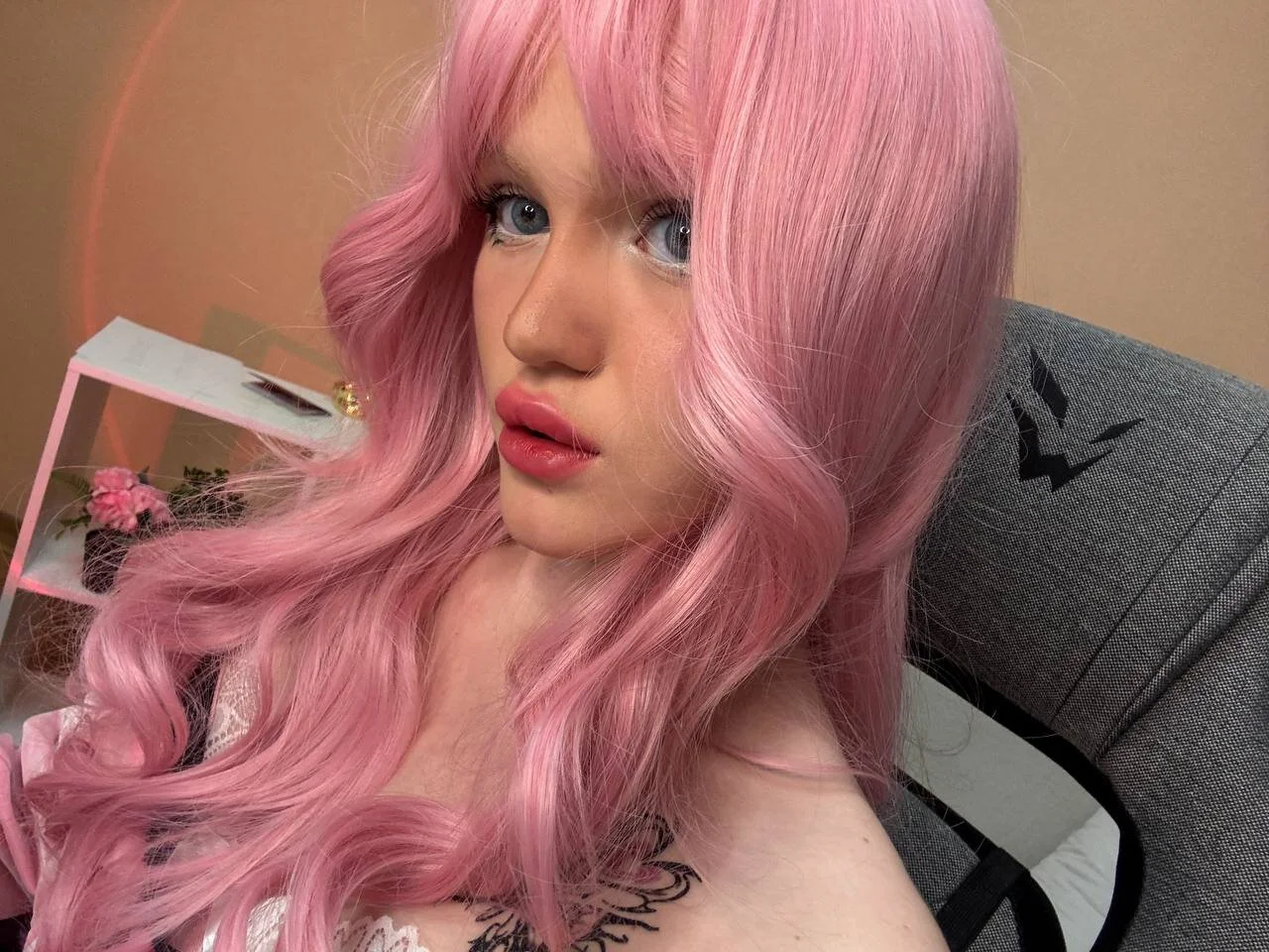 XXX Porn Photo of Nude LaurenWaite 1