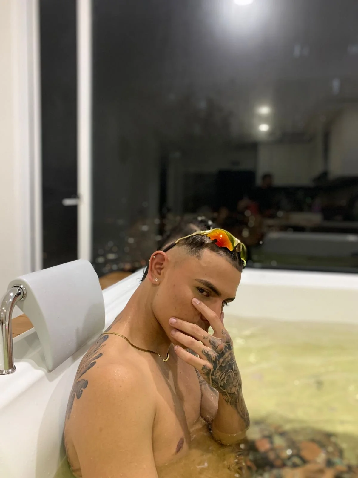 XXX Porn Photo of Nude bob_petterson 9