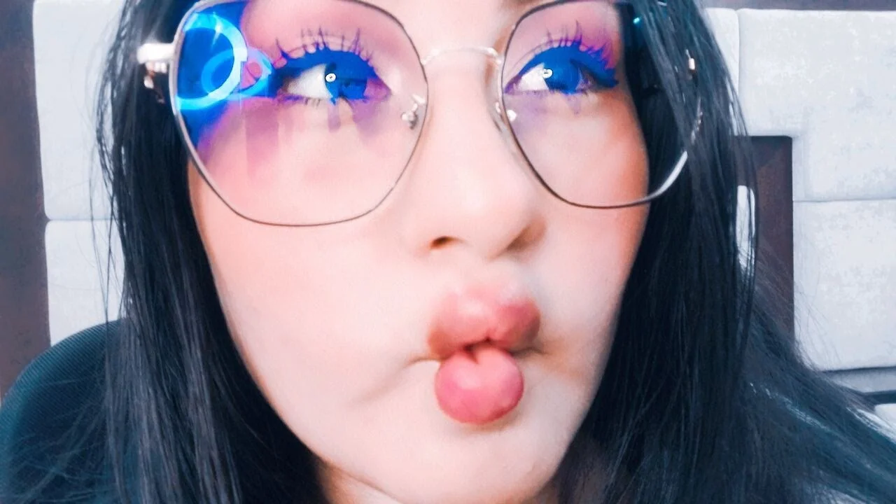 XXX Porn Photo of Nude LaylaZurek_ 6