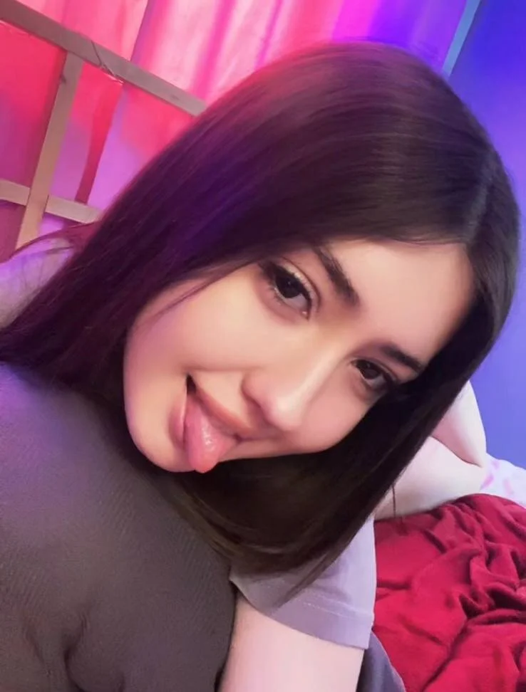 XXX Porn Photo of Nude aliceescotte 10