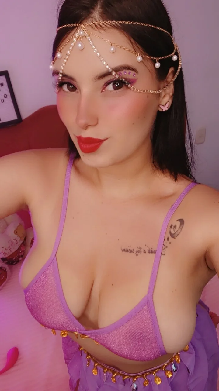 XXX Porn Photo of Nude LucianaTomson 72