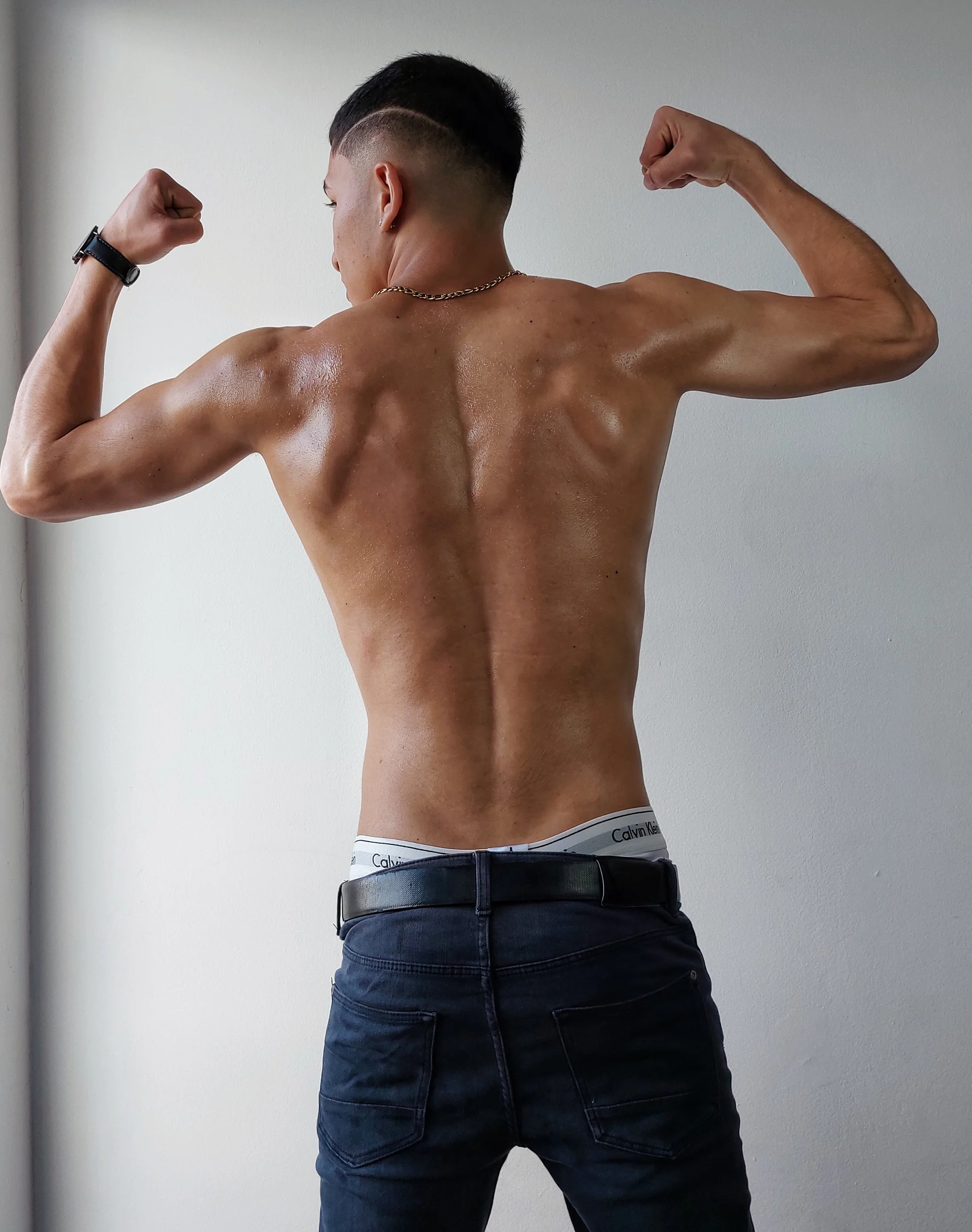 XXX Porn Photo of Nude AlexanderSavage 4