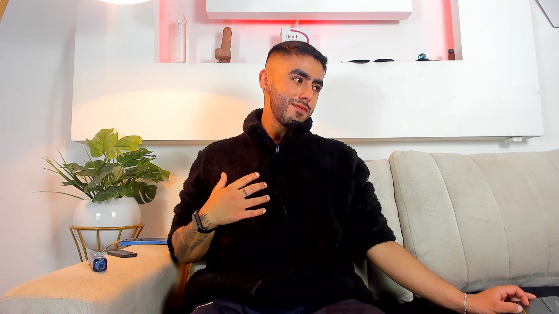 XXX Porn Photo of Nude ItsMeEros 214