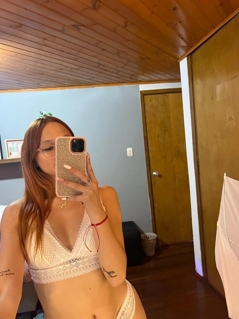 XXX Porn Photo of Nude Ari_roouse 6