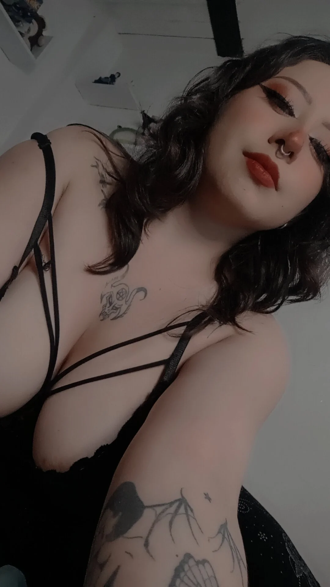 XXX Porn Photo of Nude annyharriis 13