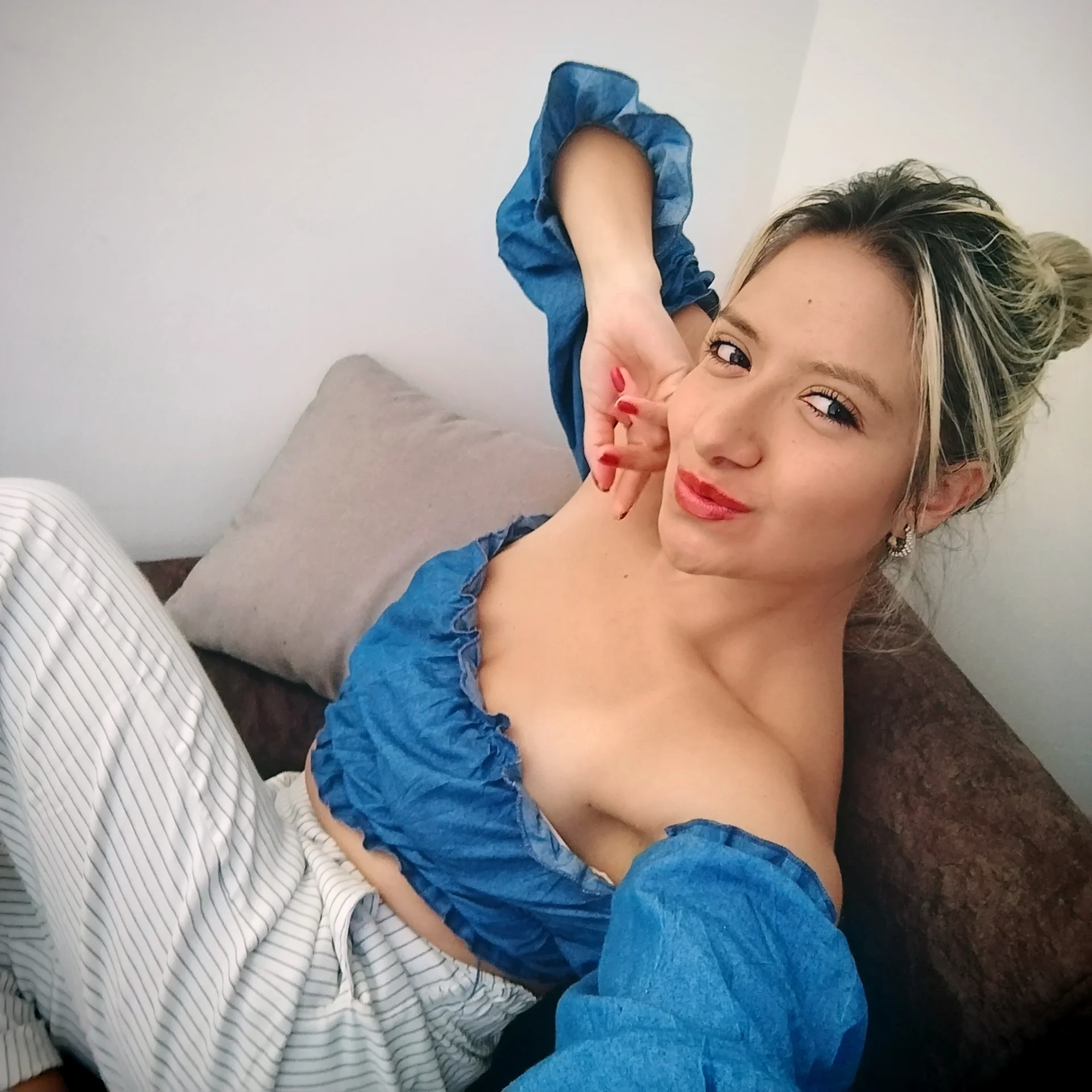 XXX Porn Photo of Nude valeriahunter1 49