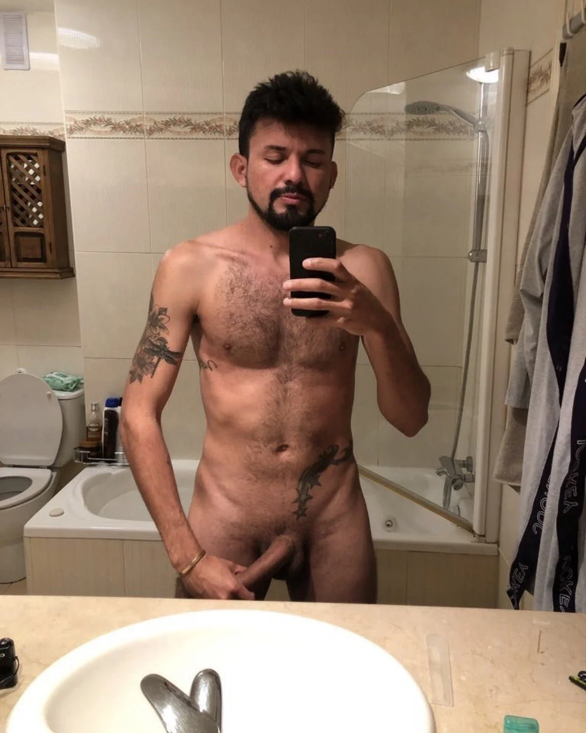 XXX Porn Photo of Nude geremias1295 3