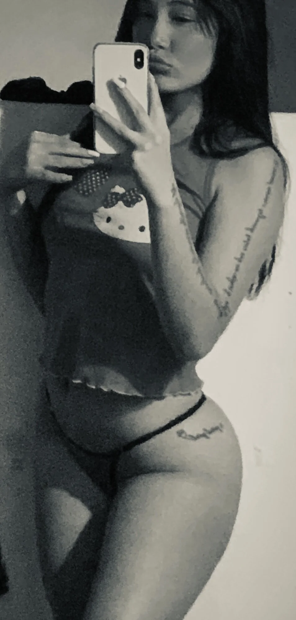 XXX Porn Photo of Nude val_demmon 11