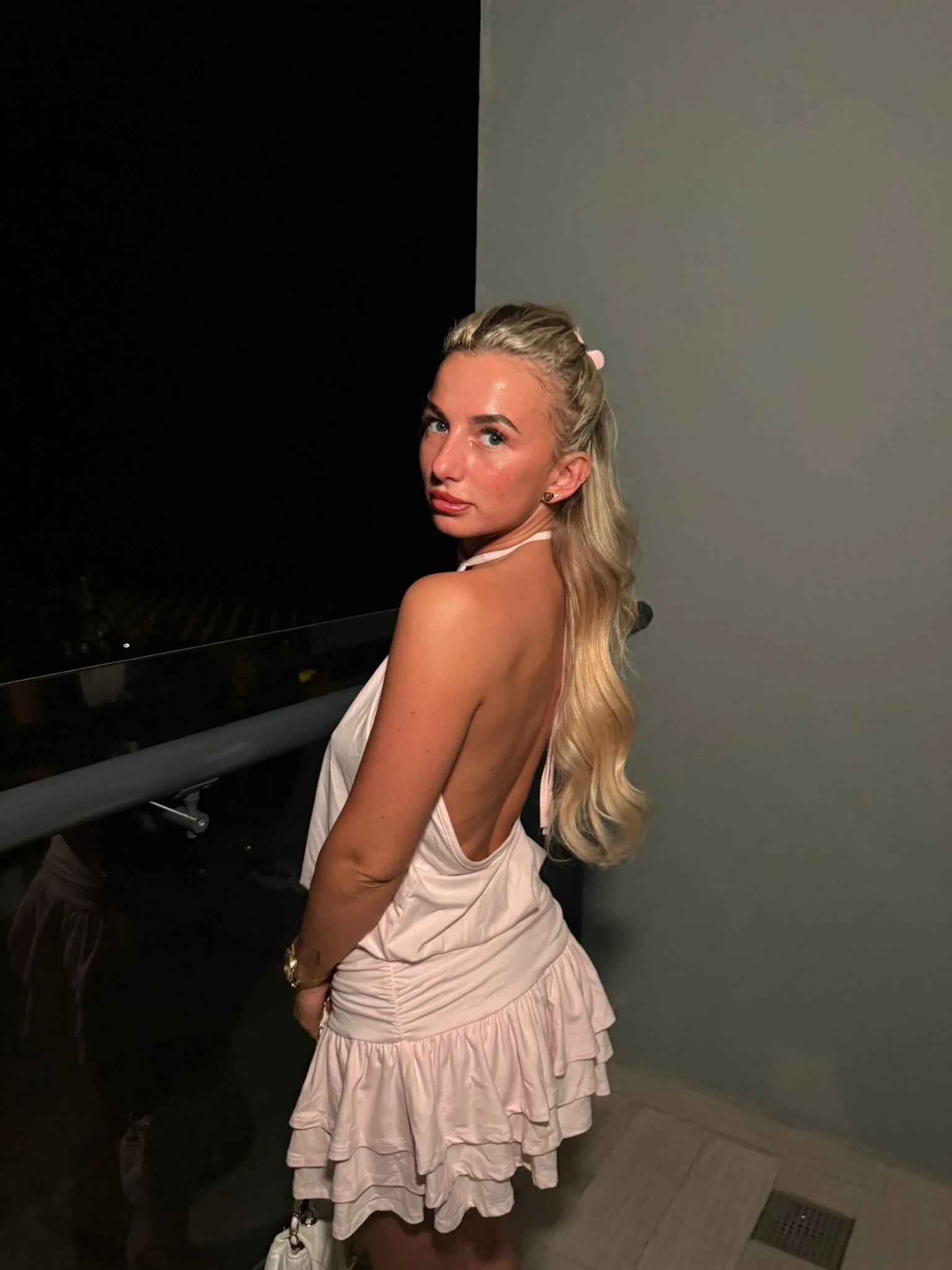 XXX Porn Photo of Nude SexyCee_x 16