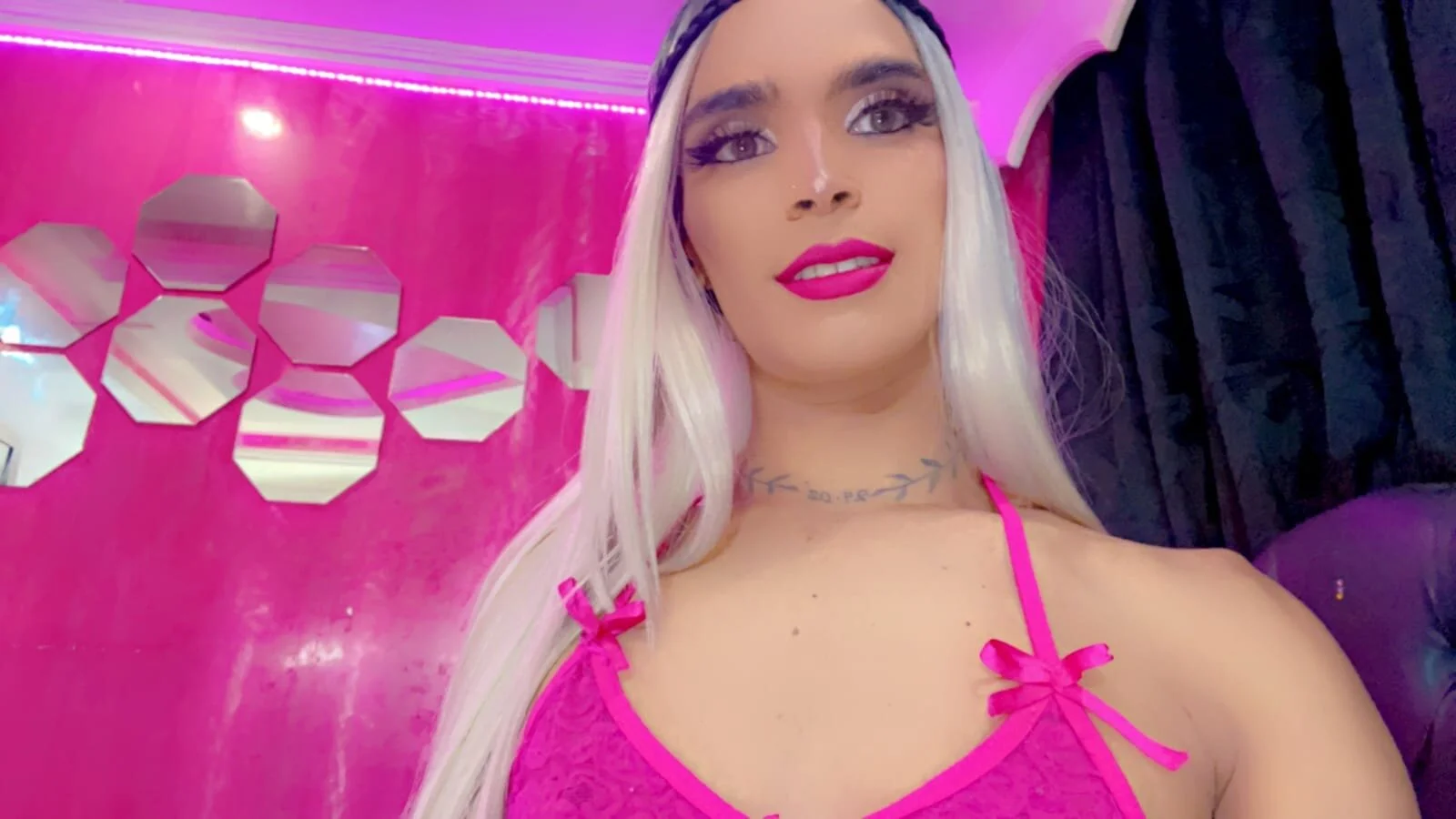 XXX Porn Photo of Nude IsisKourtney 5